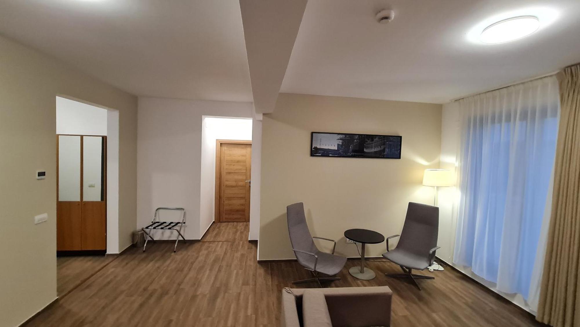 Jafar Resort 11 Penthouse ティミショアラ エクステリア 写真