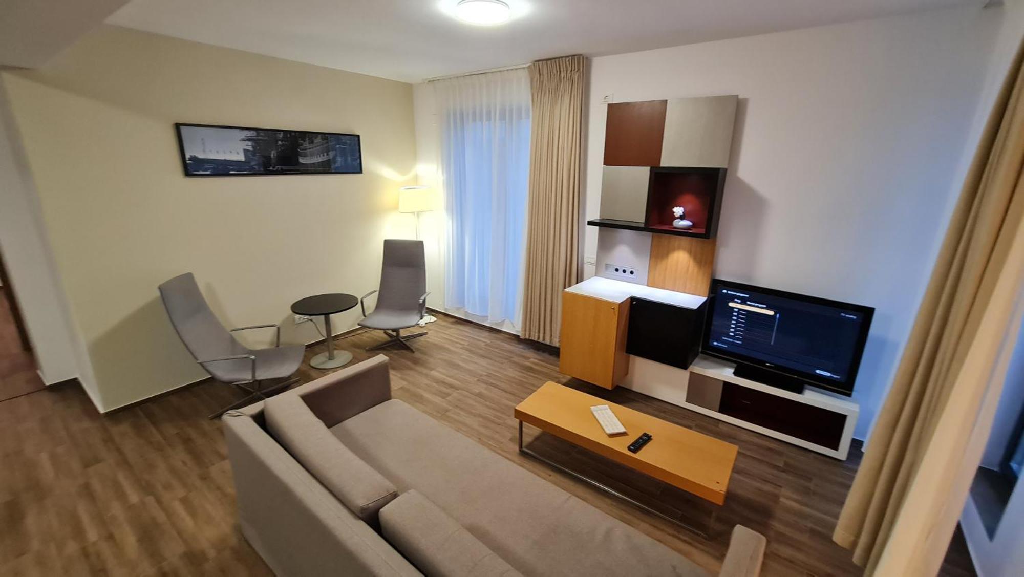 Jafar Resort 11 Penthouse ティミショアラ エクステリア 写真